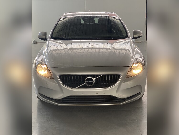 Volvo V40 2.0 D2 KINETIC foto 4