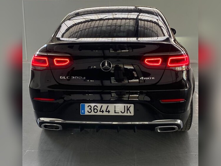 Mercedes Benz GLC 300 COUPE 4 MATIC 9G TRONIC foto 5